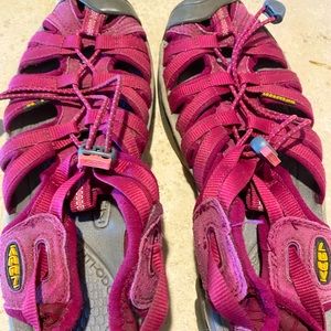 Keen women whisper sandals